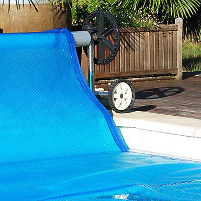 Mantas de verano y lonas de burbujas para piscinas