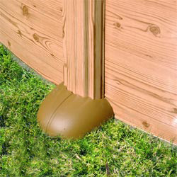 Detalle acero aspecto madera piscina elevada Detalle acero aspecto madera piscina elevada