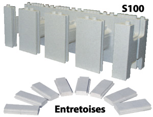 El bloque S100 y sus separadores que sirven para crear escaleras romanas y paredes curvas